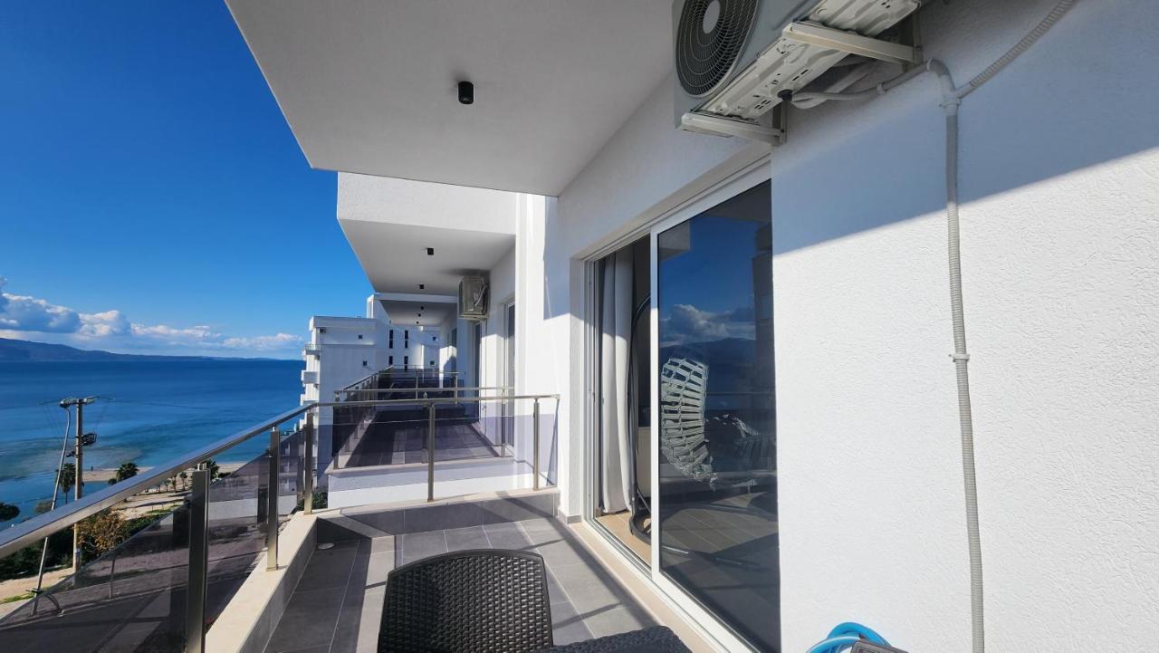 Jusal Sea View Apartment Sarandë Exterior foto